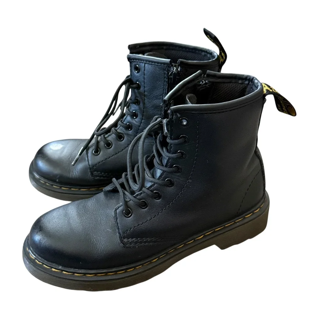 Kids Dr Martens Black Leather Combat‎ Boots Side Zip Lace Up Size 2 US